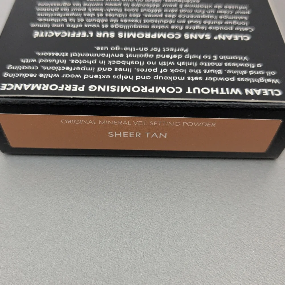 BareMinerals Original Mineral Veil Pressed Setting Powder, Sheer Tan